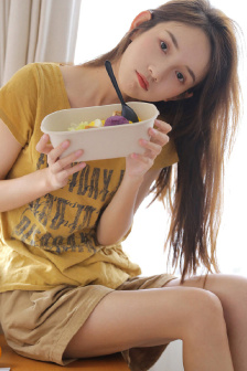 男生女生一起相差差差轮滑鞋